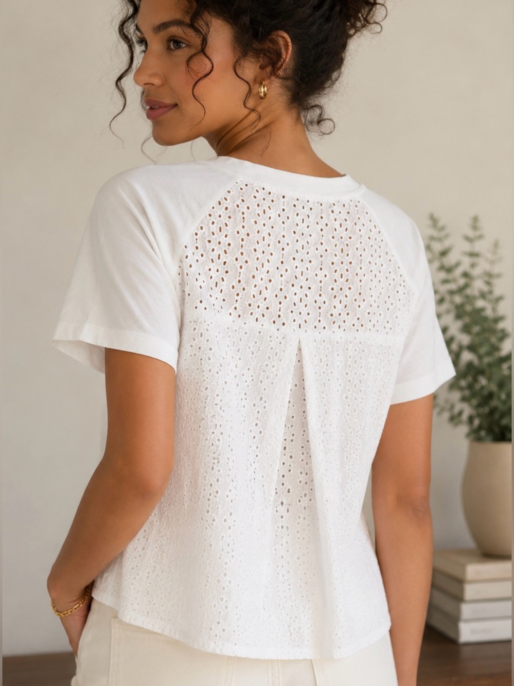 Veronica Beard Mauna White Eyelet Back Short Sleeve Cotton T-Shirt Top - S
